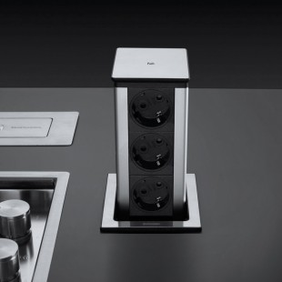 Square extractable power socket tower